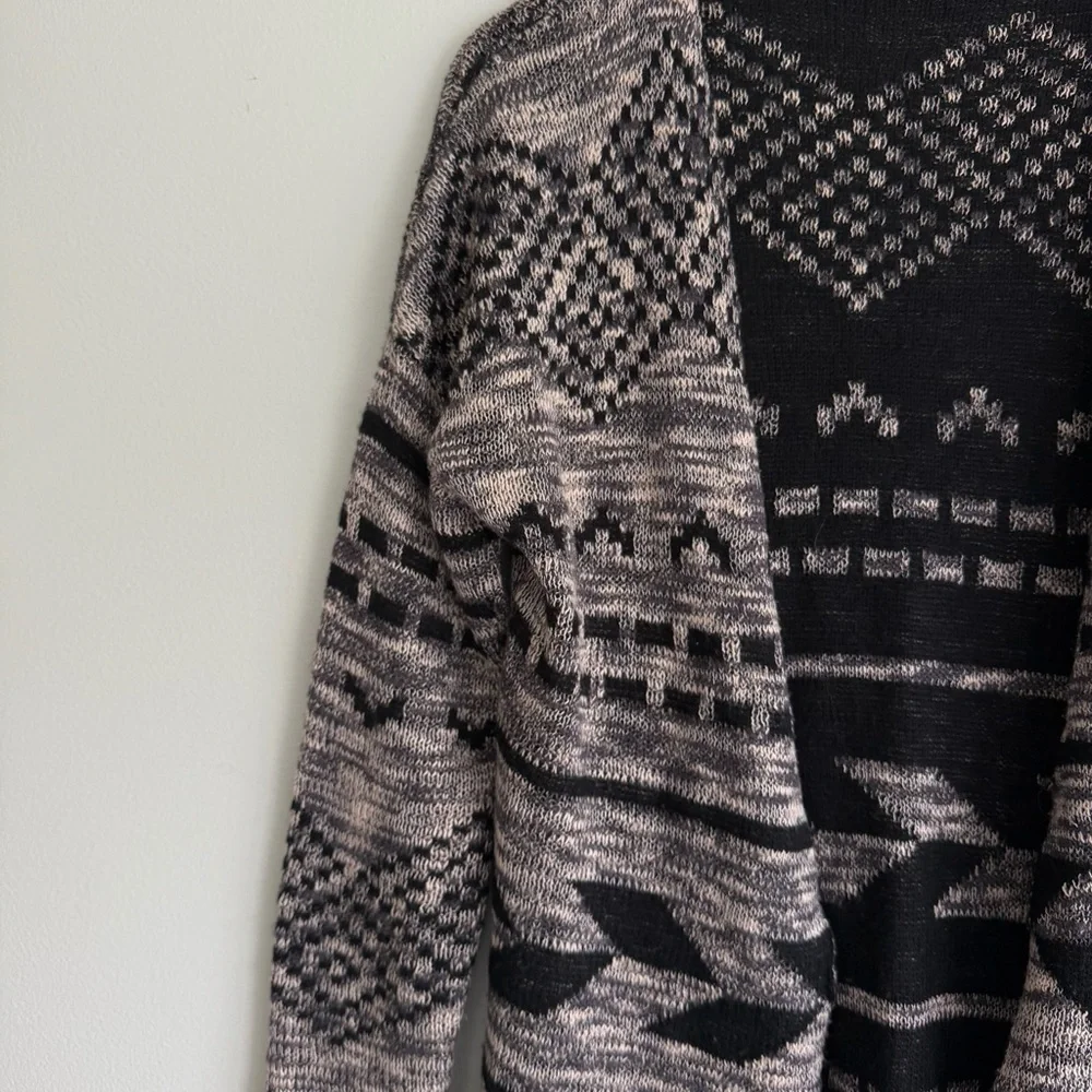 Maurices Southwestern Open Front Long Cardigan Size S